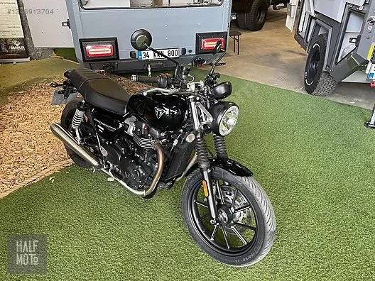 2023 Triumph Street Twin / Speed Twin 900 – fotoğraf 1