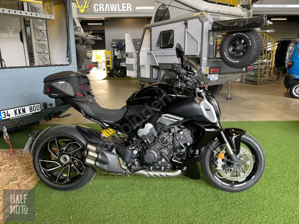 2024 Ducati Diavel V4 – fotoğraf 1